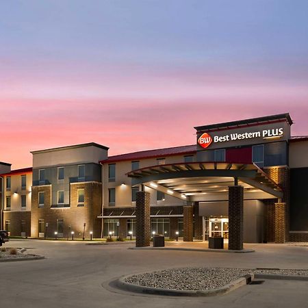 Best Western Plus Lakeview Hotel Madison Екстериор снимка