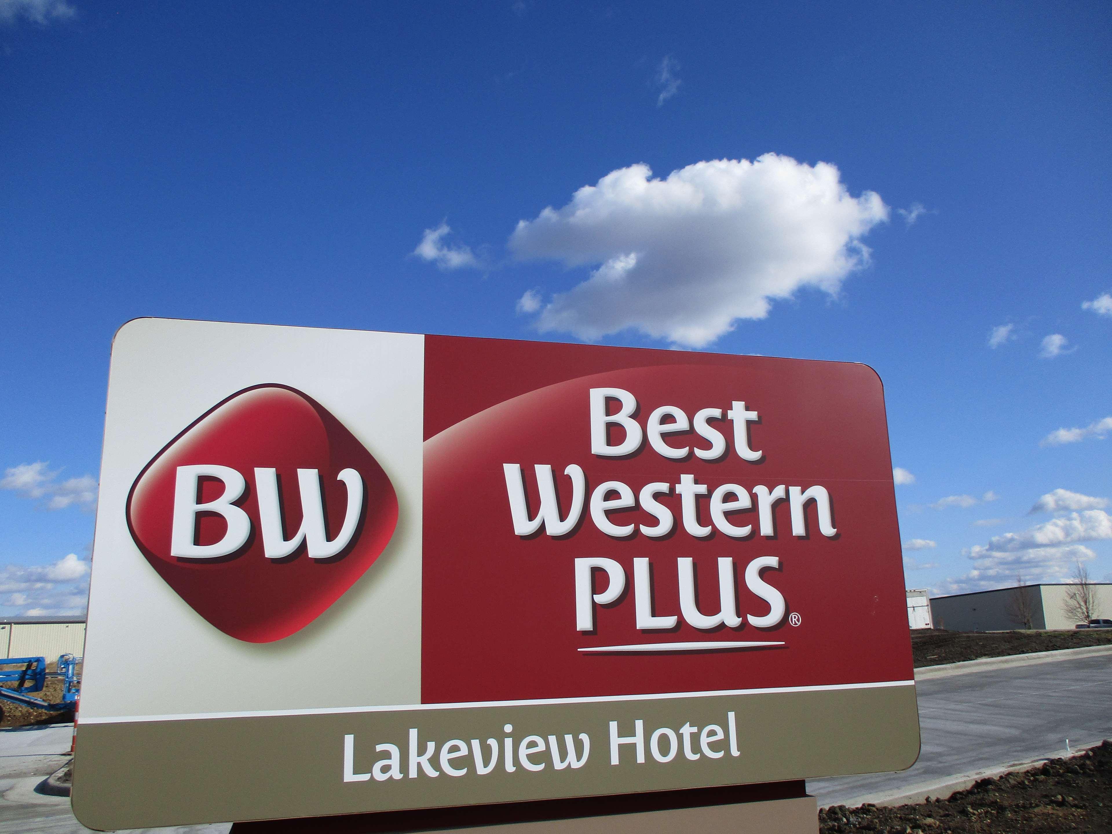 Best Western Plus Lakeview Hotel Madison Екстериор снимка