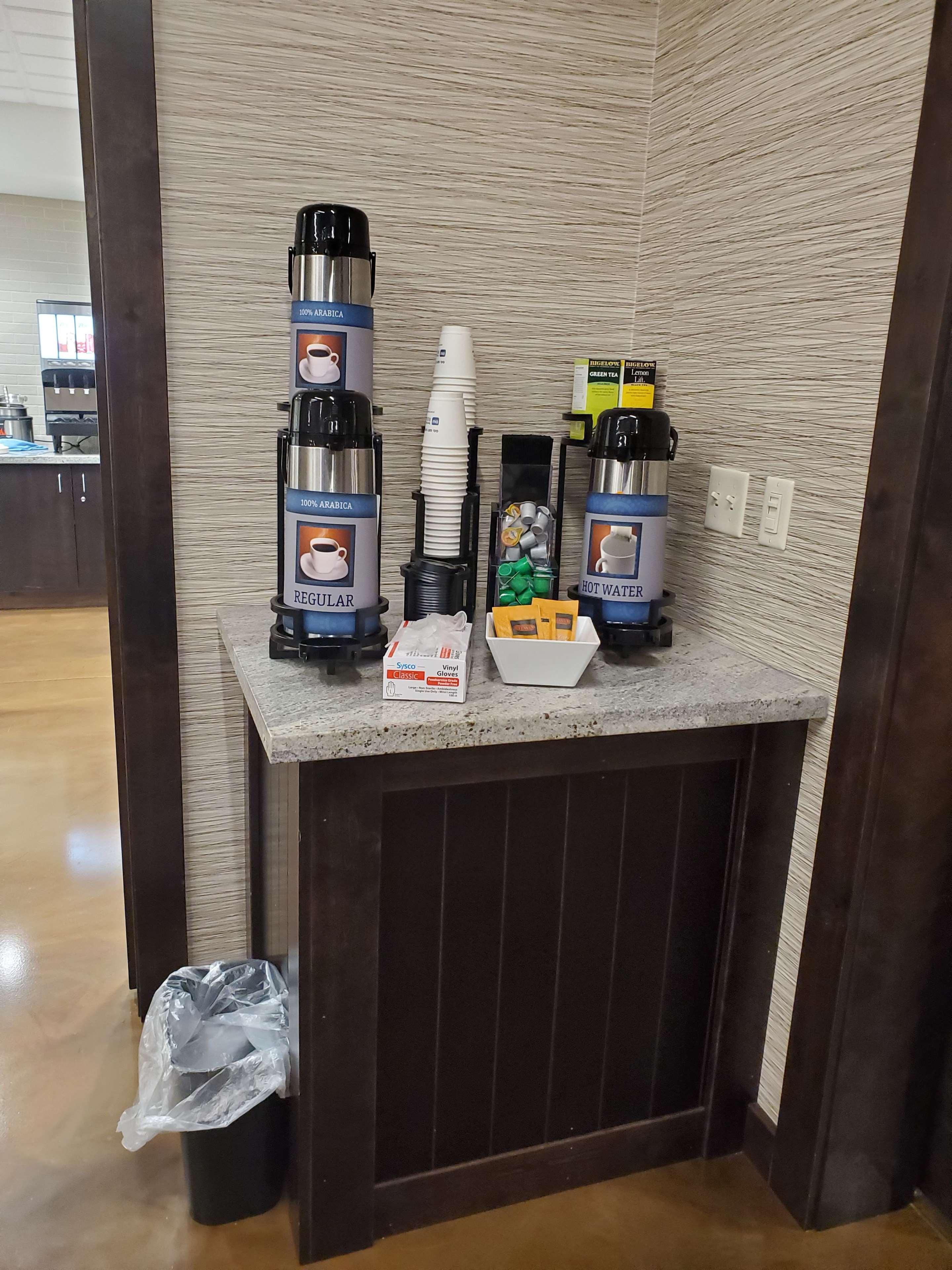 Best Western Plus Lakeview Hotel Madison Екстериор снимка