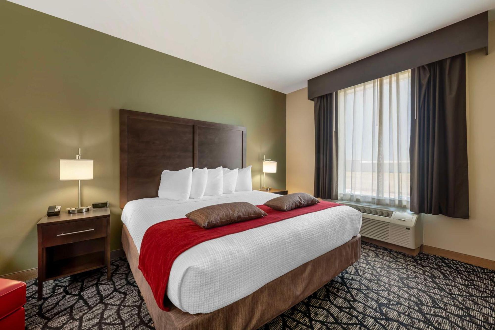 Best Western Plus Lakeview Hotel Madison Екстериор снимка